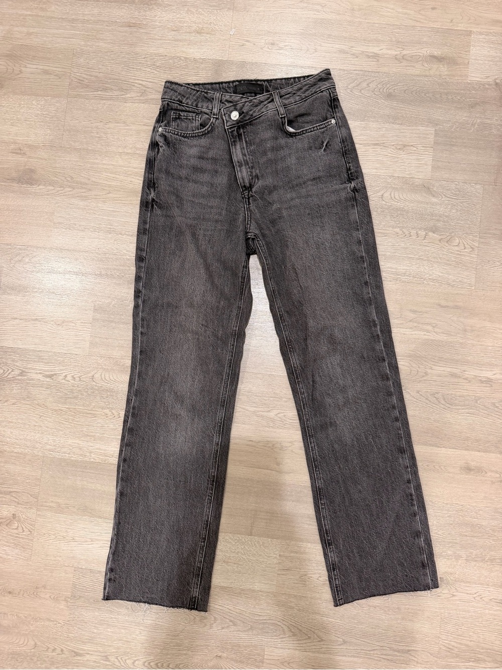 Zara Women's Straight Leg Jeans - Washed Black